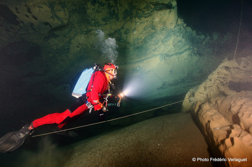 Plonger sous terre