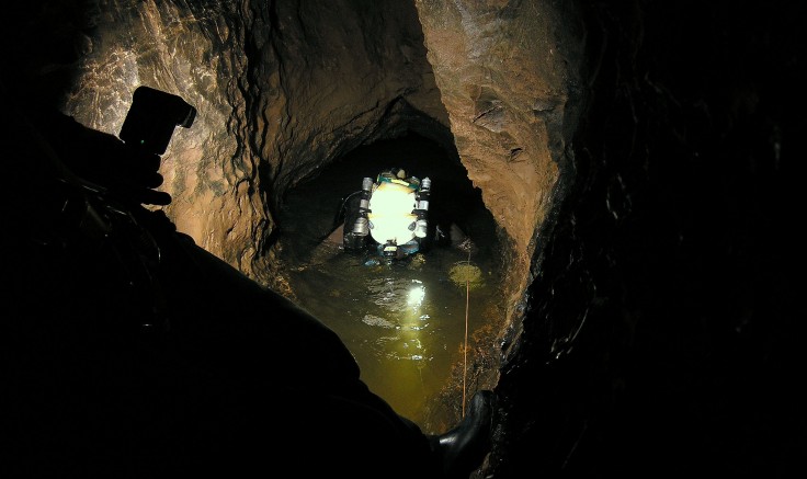 Plongée d&#039;été sous les Pyrénées